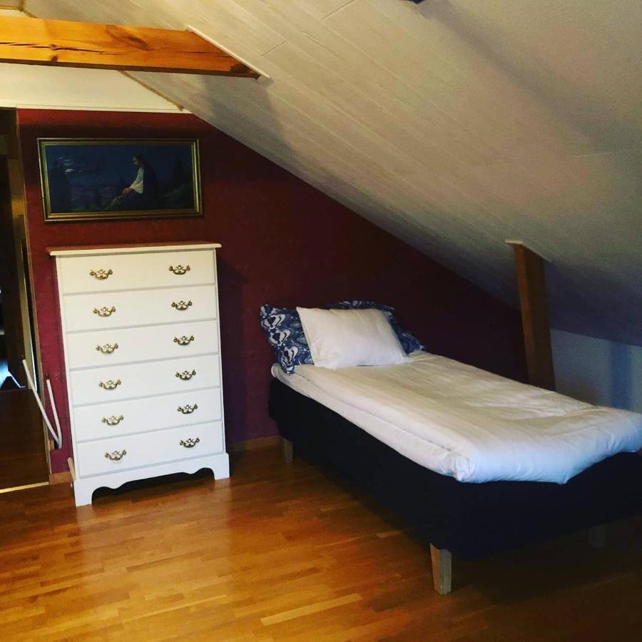 Gaevle Pendlarlaegenheter Apartamento Exterior foto
