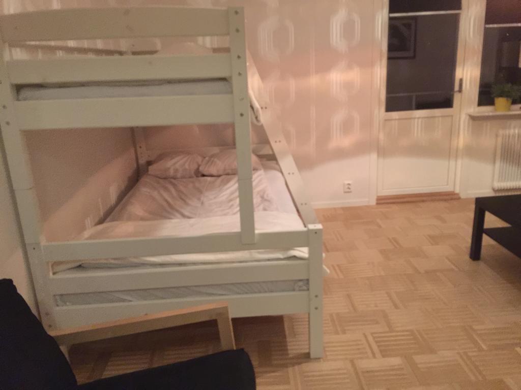 Gaevle Pendlarlaegenheter Apartamento Exterior foto